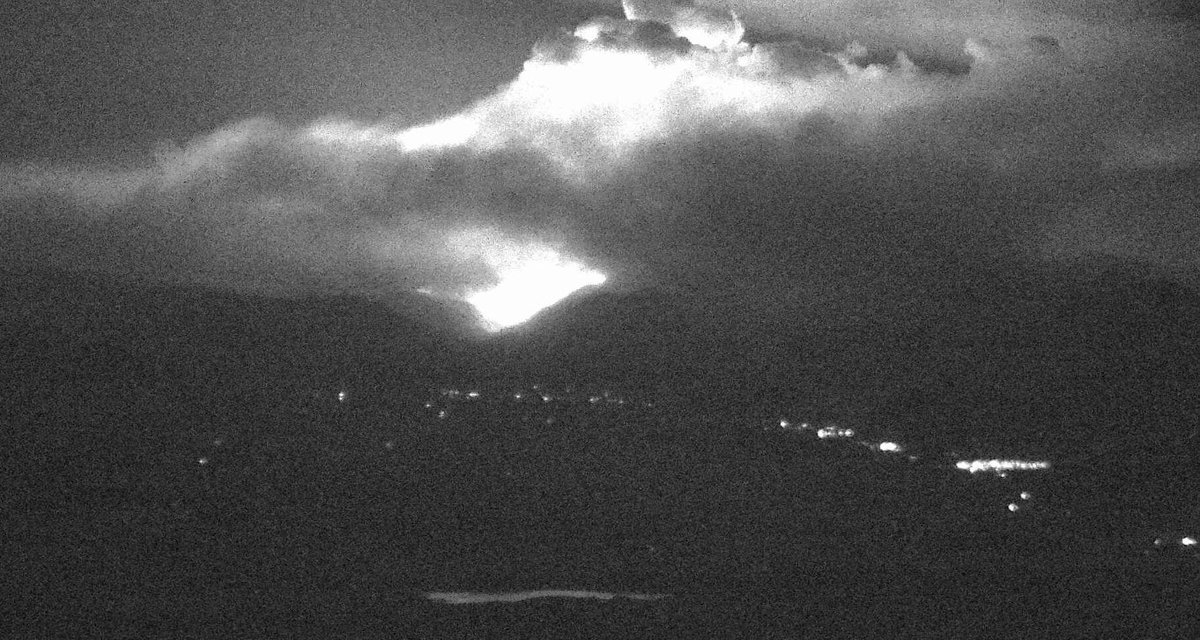 ALERTCalifornia's tweet image. Photo of the #BootFire from the #BaldMtNV @nvfirecams. Photo take in near-IR @unevadareno