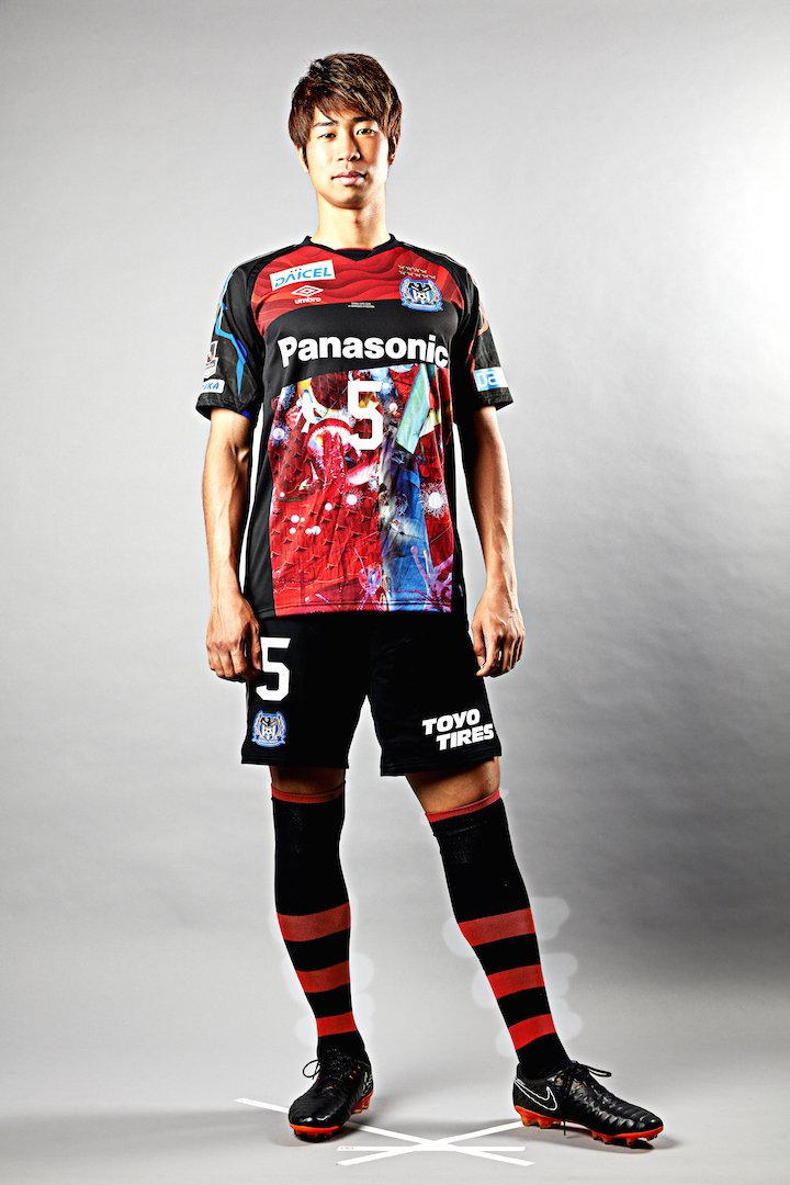 SoccerKingJP's tweet photo. 『GAMBA EXPO 2018』で太陽の塔コラボ記念シャツを来場者にプレゼント！
https://t.co/KURoT0GOhJ

@GAMBA_OFFICIAL https://t.co/7JHQyb0yiN