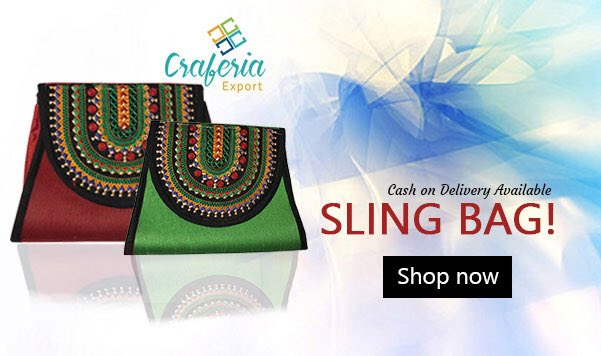 craferiaexport's tweet photo. #slings #fashion #wardrobecollection #onlineshopping #freedelivery #ethinc #unique #brightcolours #multicoloured #lowestprice #style #limitededition #killercollection #classiccollection #slingbags #indianslingbags #desislings #designerbags #jaipurart #designerslings #handicraft https://t.co/ic4KOMzfnD