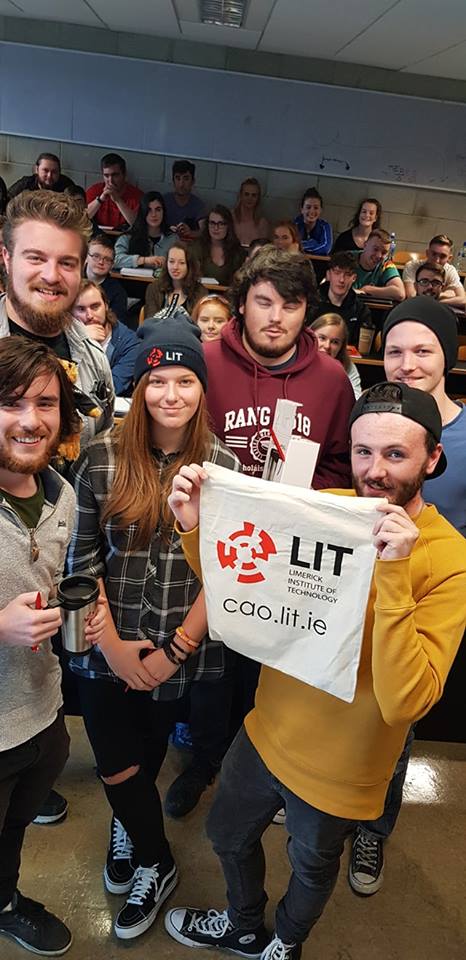 A warm welcome to Year 1 #creativebroadcastlit students &amp; thanks to #WiredFM Station Manager Ray Burke for introducing recruitment drive info to students now seeking applicants to Wired FM