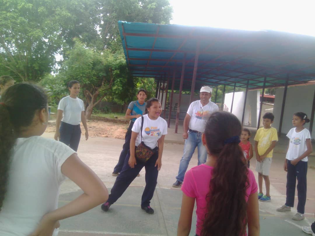ymcbittrujillo's tweet photo. Plan Vacacional en el CB Santa Isabel. Circuito Educativo N4 Manuelita Sáenz. Código: 210101004. Red N3,, Andrés Bello. @mppe @RCcbit_trujillo https://t.co/W8eCY6Lhcc