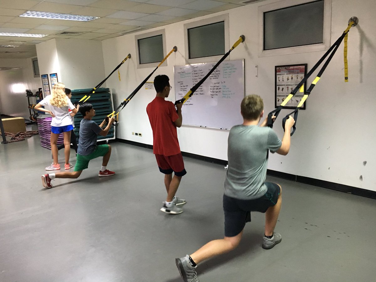msriddleabroad's tweet photo. Continuing to explore #functional exercises to improve #strength and #mobility with my grade 10’s #trx #physed #cacpe https://t.co/R7gqsepNLg
