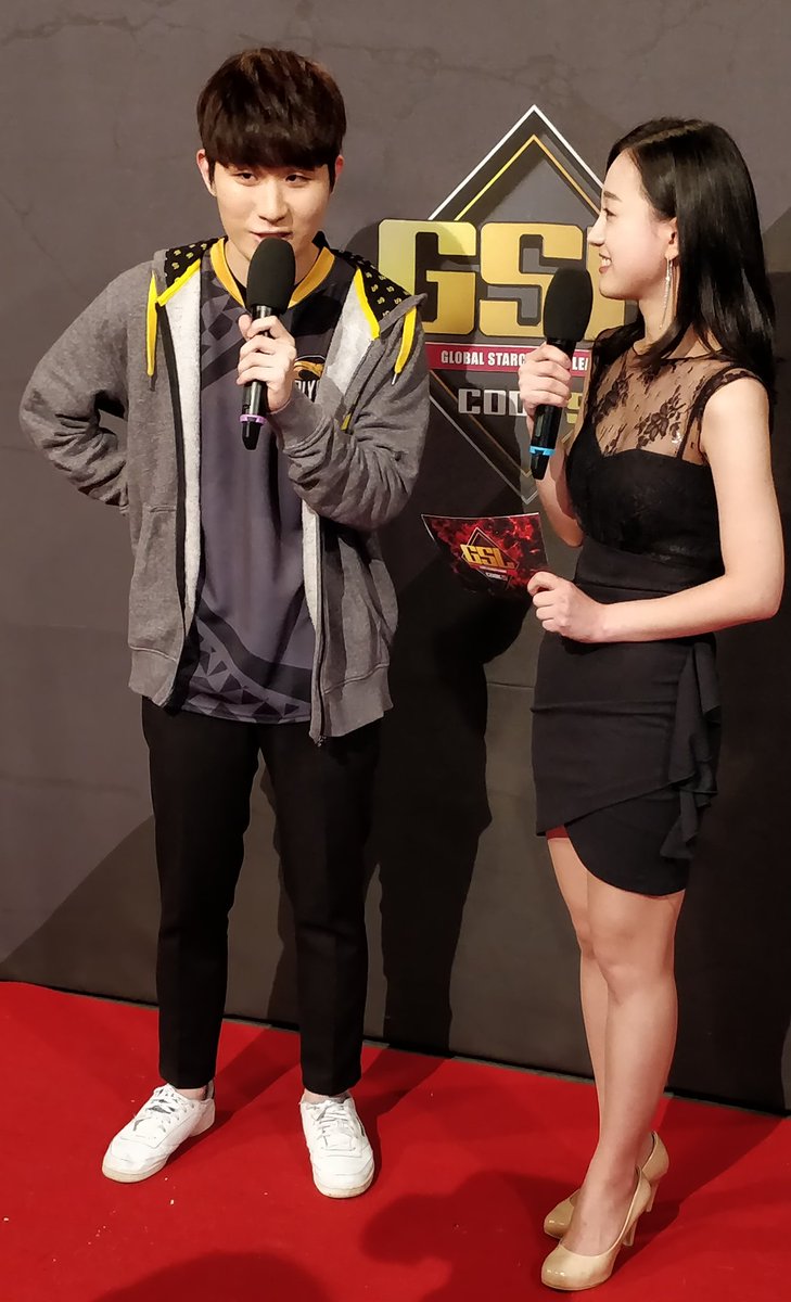 Congratulations to @Splyce_TY for advancing to his second #GSL Code S Final!