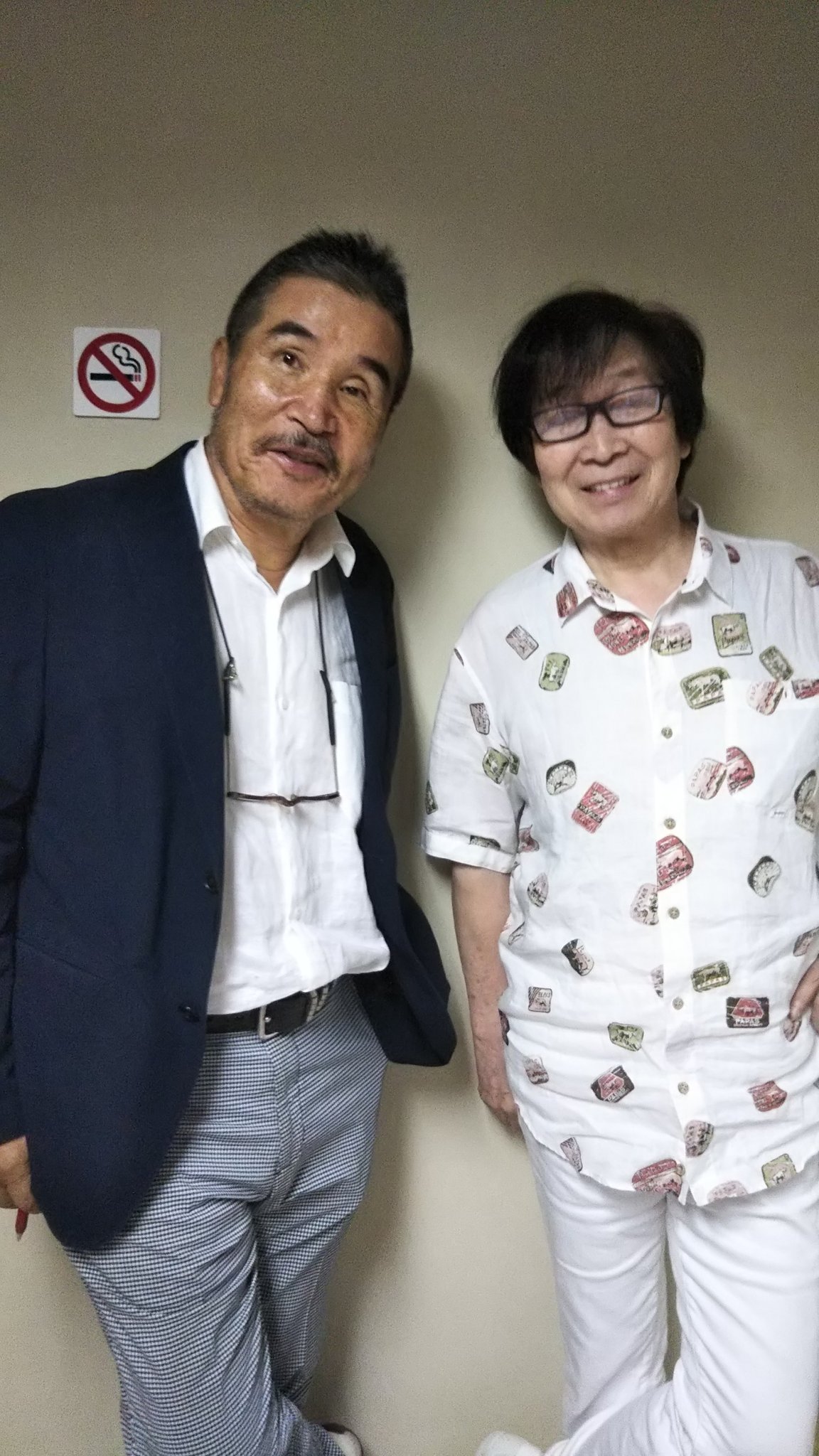 宝亀克寿 今日は俺の好きな声とキャラの古川登志夫ちゃんと一緒でした 少しでも現役を長くやることを誓い合いました 笑 宝亀克寿 今日は俺の好きな声とキャラの古川登志夫ちゃんと一緒でした 少しでも現役を長くやることを誓い合いました 笑