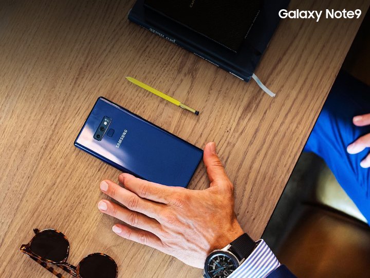 samsungukraine's tweet photo. Твій надійний партнер на будь-якій діловій зустрічі.
#Galaxy_Note9 - все, що тобі потрібно, в одному пристрої 😎 https://t.co/vW8WMZKp9V