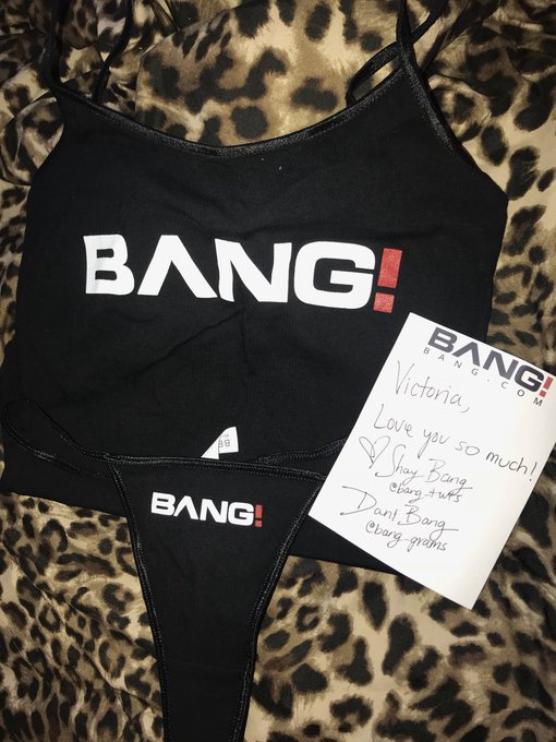 Hey thank you bang! @Bang_Twts  can wait to take pics in this! ❤️❤️ https://t.co/FxhrG2J5JT<a class="tags" href="/tag/bang_twts">@bang_twts</a><a href="/tag/newprofilepic"class="tags"><span>#newprofilepic</span></a>