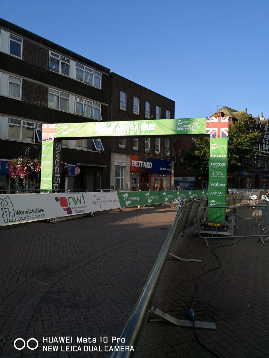 BuildFutureCom's tweet photo. Great weather for the start of #NuneatonToB as part of the #OVOTOB #cycling tour around the UK
Don't forget to listen to @RichWilliamsLCC @AduduTrish @flupton on @BBCCovWarks today to hear the latest updates https://t.co/c0EdcVxOMl