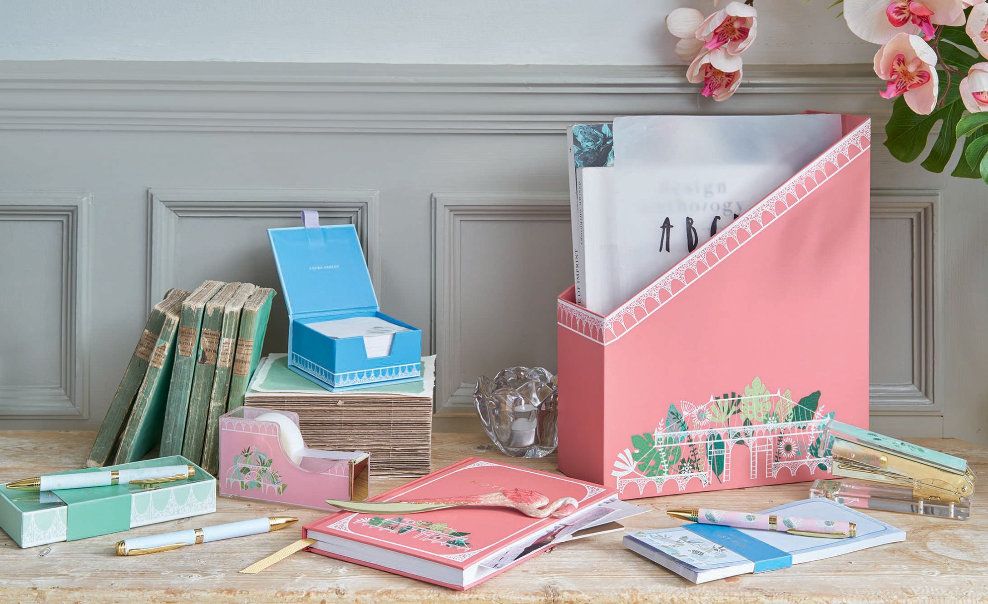 Laura Ashley Stationery - Underwood Wallpaper