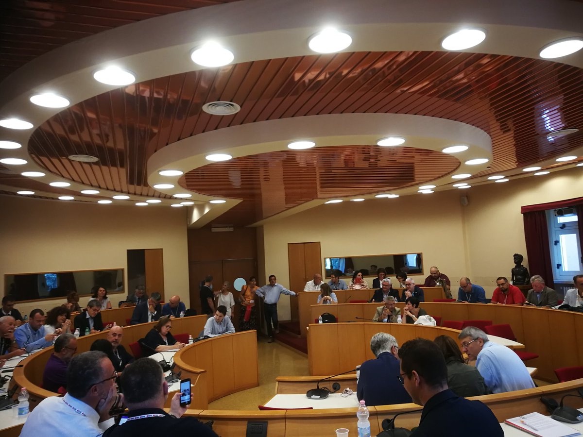 dancapaolo's tweet photo. Inizia l'incontro Nazionale Unitario per l'amianto.Tema difficile che va affrontato insieme per poter dare le risposte adeguate al problema! https://t.co/WFmwE09WyZ