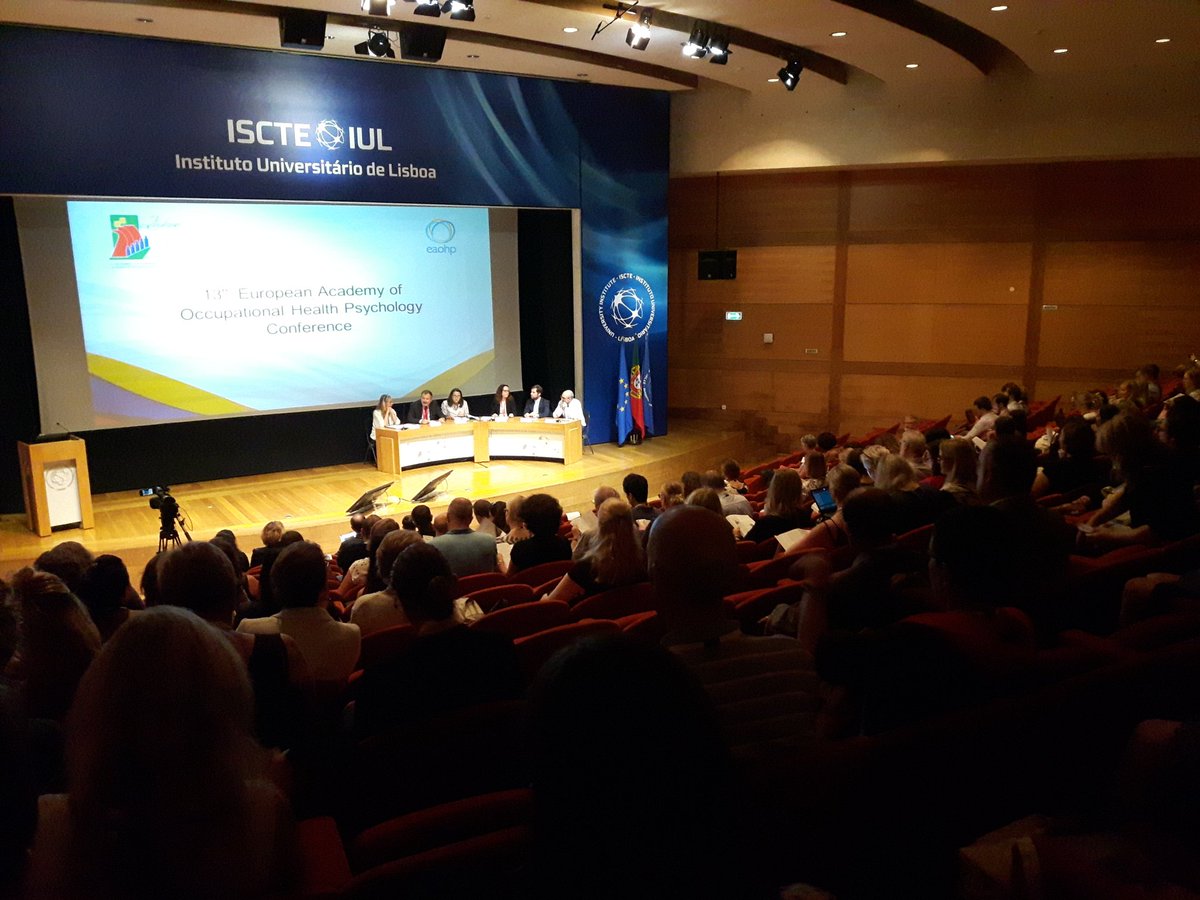 zsuzsikerekes's tweet photo. It has been started @ea_ohp #EAOHP2018 #EAOHP #ISCTE #healthandsafety #thepowerofresearch #mentalhealth https://t.co/BmnVHGtVpl