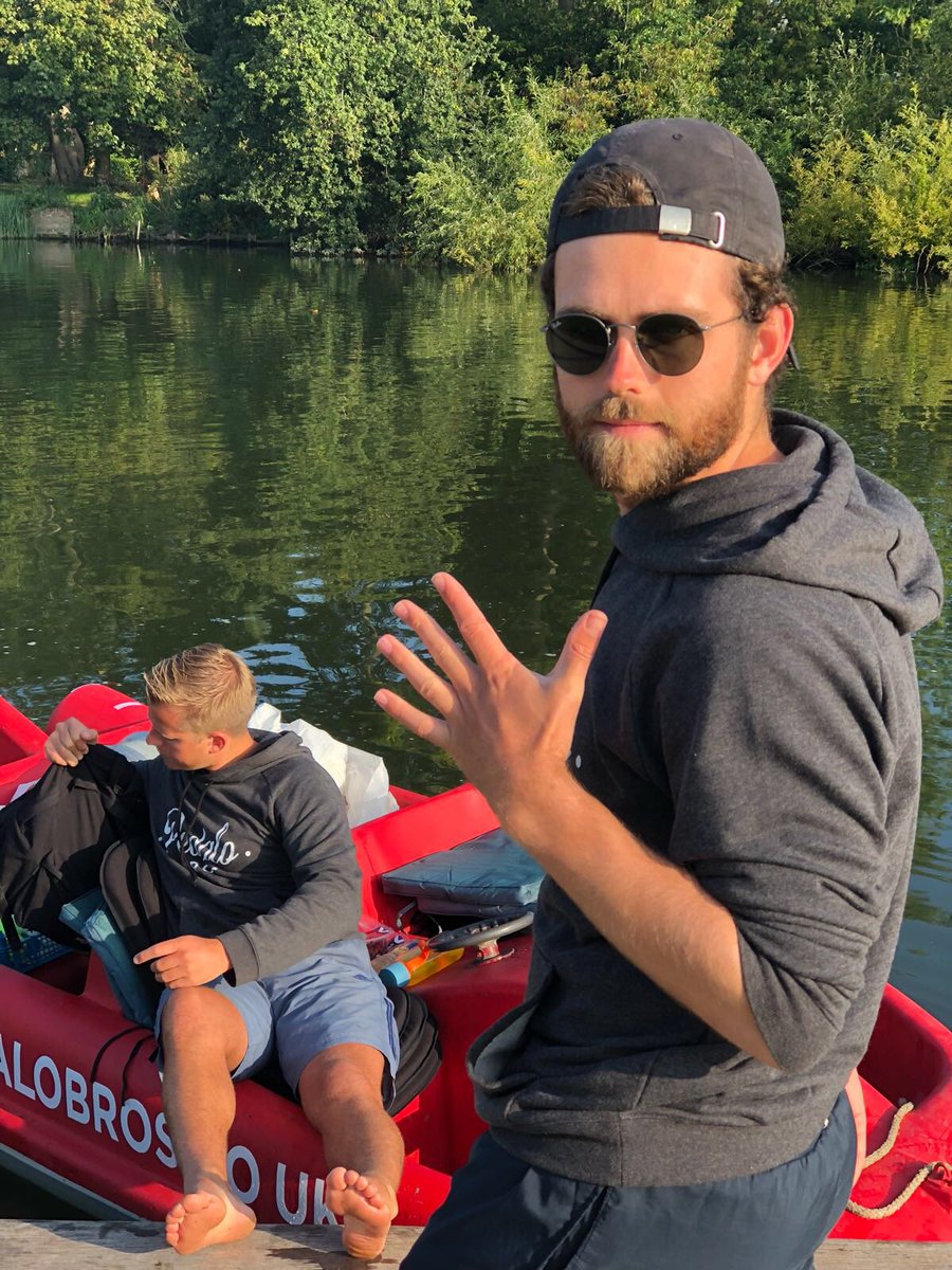 PedaloBros's tweet photo. HALF WAY on day 5!! 🚀🔥 Now it’s count down time, 100km to go! ⏳ Donate at https://t.co/m3eR8VKUbU ❤️ https://t.co/Pw7blwfVks