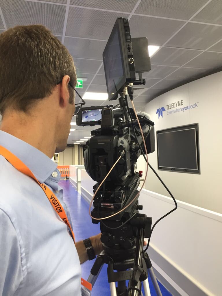 eps_unibham's tweet image. The Quantum Technology Hub for Sensors and Metrology (@Sensors_QTHub) is filming Trevor Cross today at Teledyne e2v in Chelmsford. Here is some behind the scenes action! We can’t wait to see the video! #QuantumSensors #RealWorld