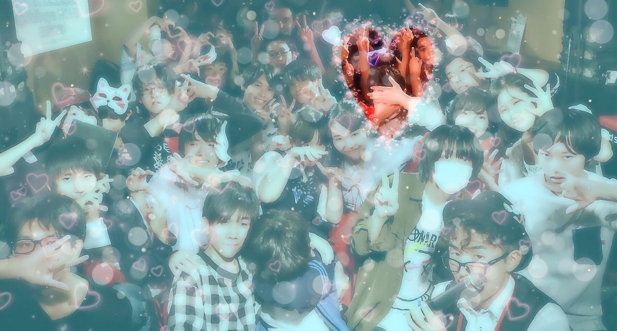 Mamo_mari__'s tweet image. 4枚？くらいしかなかったサイン付きポストカードを3枚引き当てた女です
1枚は缶バッチと交換しました

久々に画像編集したなァ！？

改めてCSC4thLiveお疲れ様でした☺️💕

#CSClive