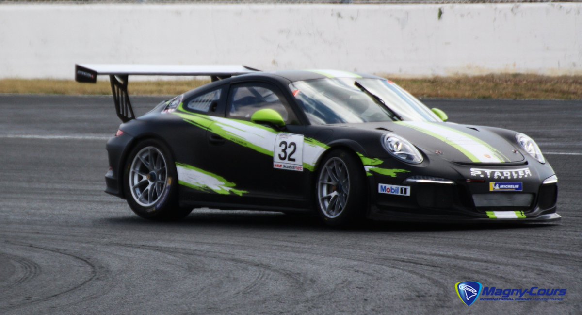 MagnyCoursTrack's tweet image. │#ROULAGE│
Le Club Porsche Zug fait la rentrée mais sur la piste Grand Prix ! 😁🎒