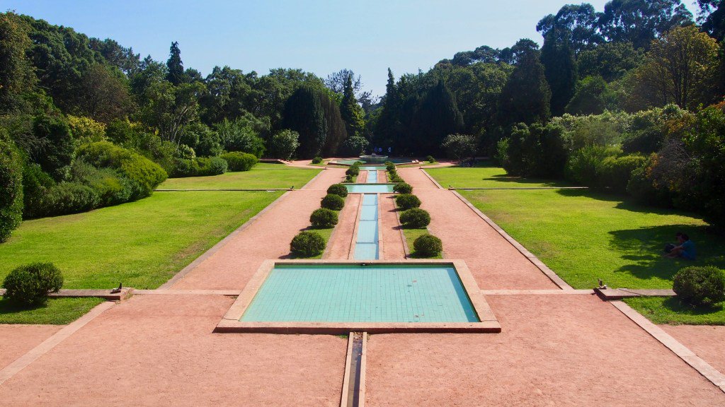 Cosmic_House's tweet photo. Uma manhã em Serralves https://t.co/Rqyg0AGxeO https://t.co/EZnGkANfql
