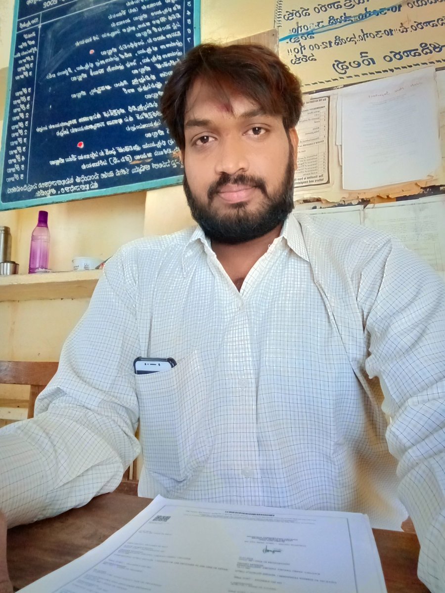 YSRCP_PRAKASH's tweet photo. @MukhiSree @ncbn @mbeKCRW ###ఒక నాయకుడు తనచుట్టూ ఏమి జరుగుతుందో తెలుసుకోగలిగినప్పుడే తన బృందాన్ని స్వేచ్చగా నడిపించగలడు.నాయకత్వమంటే నిరంతర అభ్యసనమే.✊🏻✊🏻✊🏻✊🏻 https://t.co/suXikErGS5