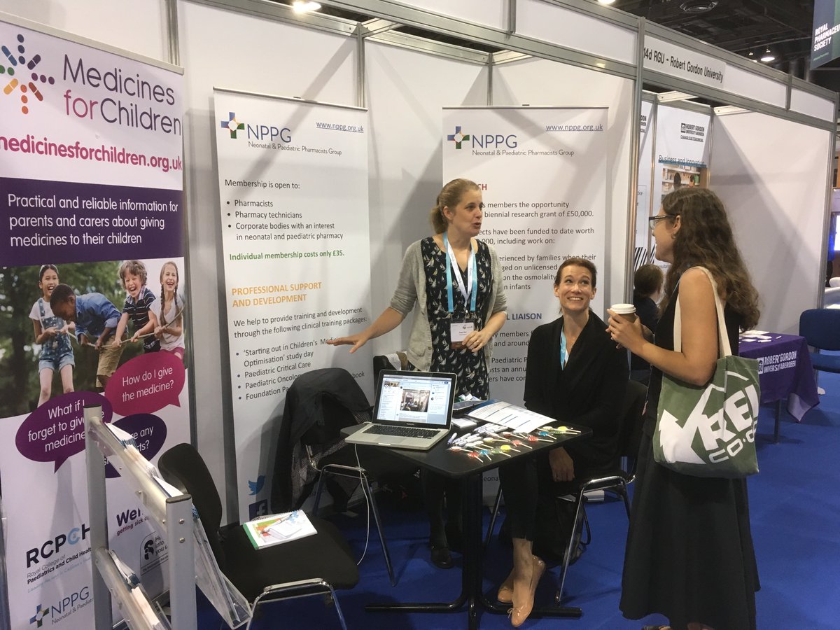 Very useful discussion with @SavetheChildren about the problems worldwide developing suitable medicines for children and also promoting @MedsForChildren , at #FIP2018 in #Glasgow @RCPCHtweets @RPSScotland @rpharms #FIPCongress