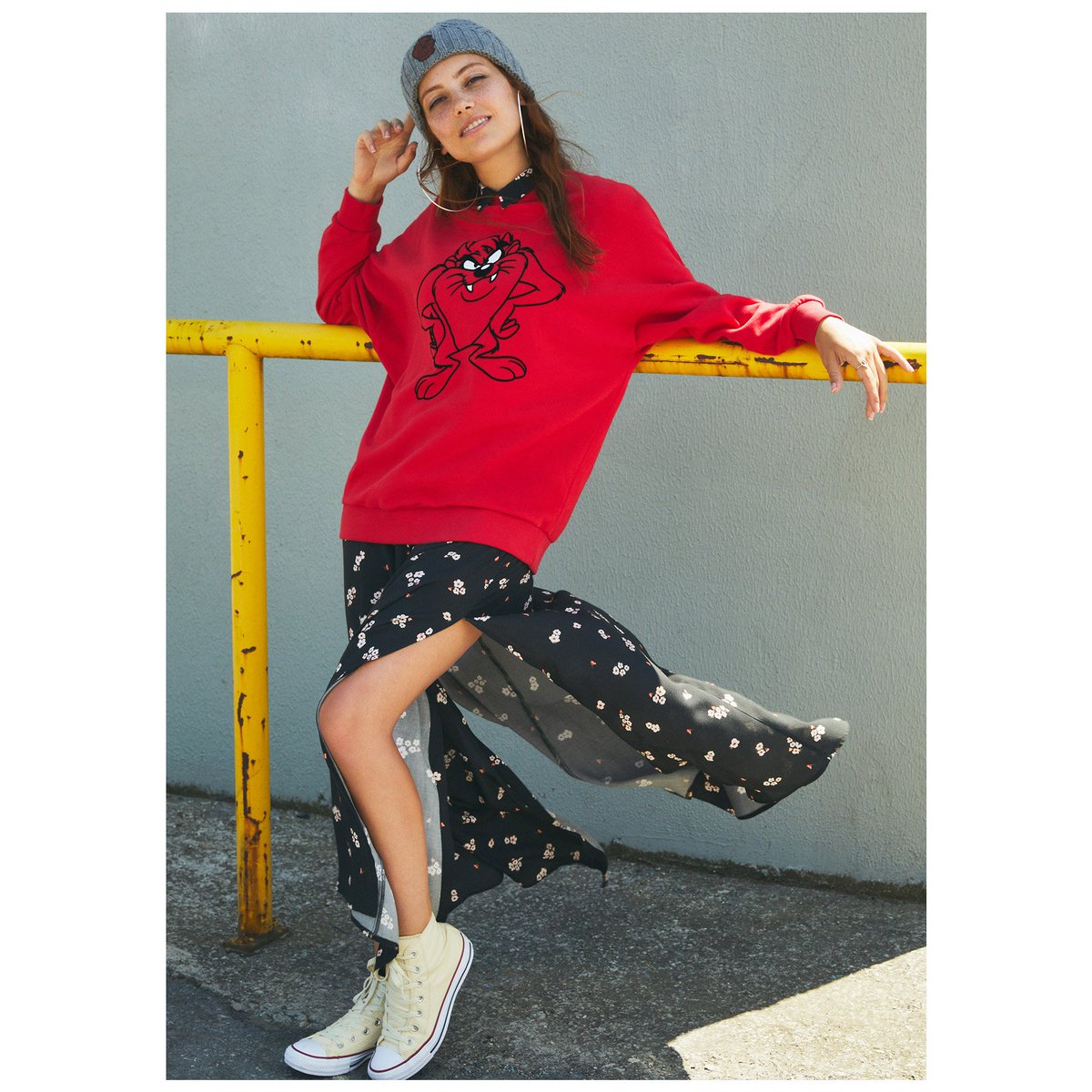 Süper kahraman olmak için bir bakış, bir sweatshirt yeter! #tazmanyacanvarı #superkahramanlar