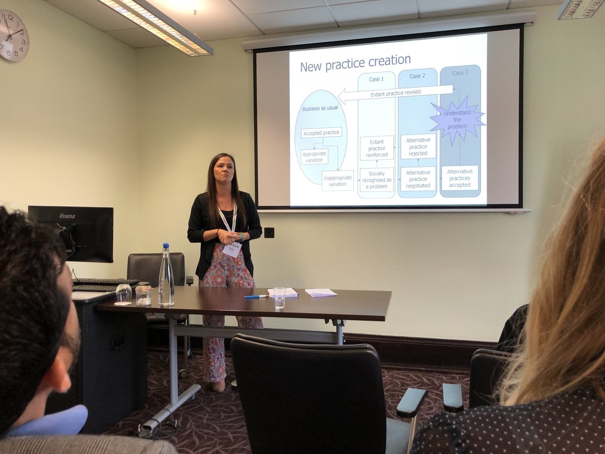 ProfAndyDainty's tweet photo. #arcom2018 @RoutConstruct Best Theoretically Informed Paper winner @EloiseGrove from @lborouniversity @LboroABCE presents her paper ‘Becoming Collaborative: Enhancing the understanding of intra-organisational dynamics’ https://t.co/CF5r8fEWW2