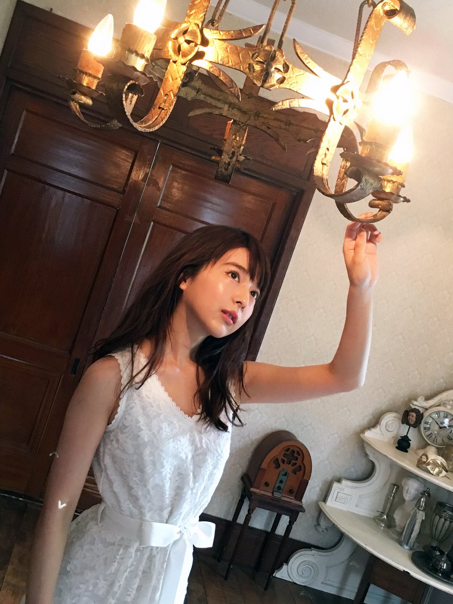 Brody編集部 現在発売中のbrody10月号に 朝の情報番組 グッド モーニング でキャスターを務める 福田成美 さんのグラビアを掲載 学校やお仕事前にテレビをつけるとそこにいる 朝の顔 のさわやかさ そして初グラビアとは思えない多彩な表情で素敵な