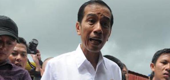 Penguasa tak Paham Praktik Ekonomi, Tagar #RupiahLongsorJokowiLengser jadi Trending Topic dlvr.it/QjB0ls
