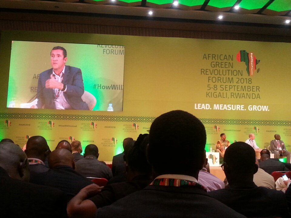 kal_stephen's tweet image. We need 2 give farmers confidence.Use #keydata 2 answer #FarmQuestions. End guess work on farms. #AGRF2018 vist @CTAflash booth 4 details.