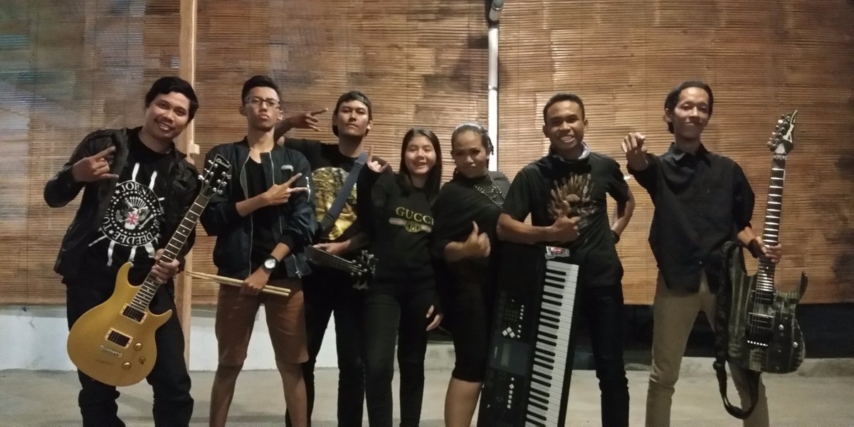 Brondonkx
Tribute to Dreamtheater.