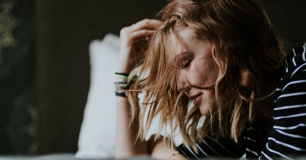 Auch wenn es in Zeiten energetischer Erschöpfung besonders viel Mut und Kraft erfordert, hilft es ungemein, auf die Pause-Taste zu drücken und sich intensiv mit seinen persönlichen Stressoren und Bewältigungsmöglichkeiten auseinanderzusetzen: buff.ly/2M0hfNu #stressrelief