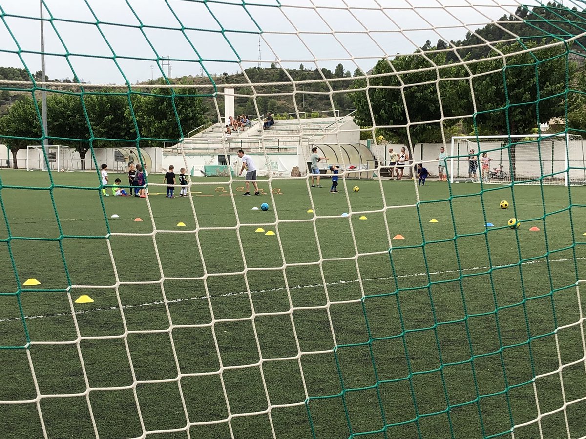 C.F. Vilomara tweet media