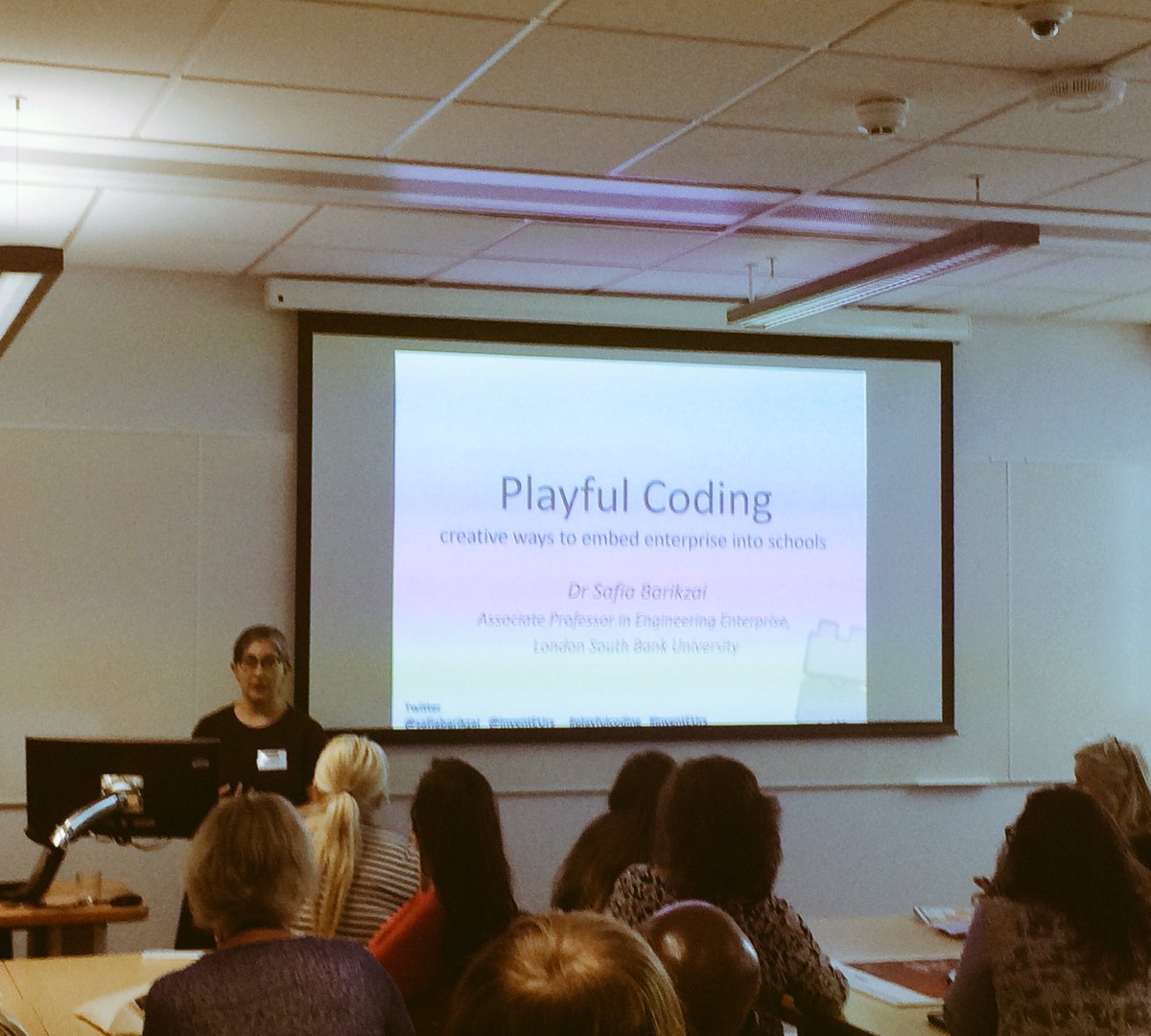 linsey_cole's tweet image. Full house for my brilliant @lsbu colleague @SafiaBarikzai sharing her #playfulcoding experience @IEEC2018 #ieec2018 #inventEUrs #teamlsbu