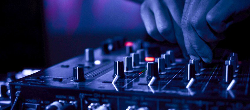 TRAKTOR X1 – Centro i4DJ