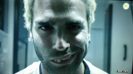 agusheredia___'s tweet image. Lecciones de vida de #ElMarginal2:
"Si no cojes, te cojen"
"Si tocan a uno, tocan a todos"
"El que abandona, no tiene premio"