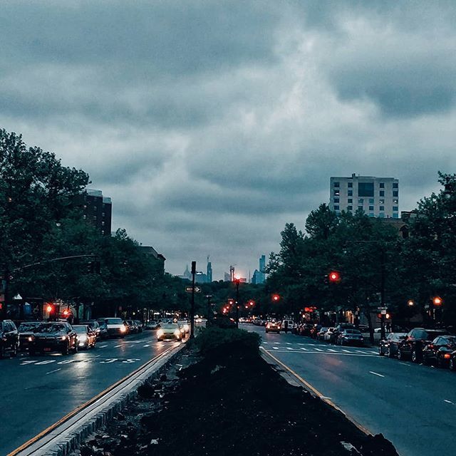 Fpauselli's tweet photo. Just a street in New York
•
•
•
•
•
#shotOnOnePlus #building #buildings #town #cities #architexture #skyscraper #architecturelovers #lines #lookingup #archidaily #geometry #architectureporn #phonephotography #afternoon #ny #harlem #tarde #manhatt… https://t.co/n51GTK6Bo7 https://t.co/RFVz0EEcQZ