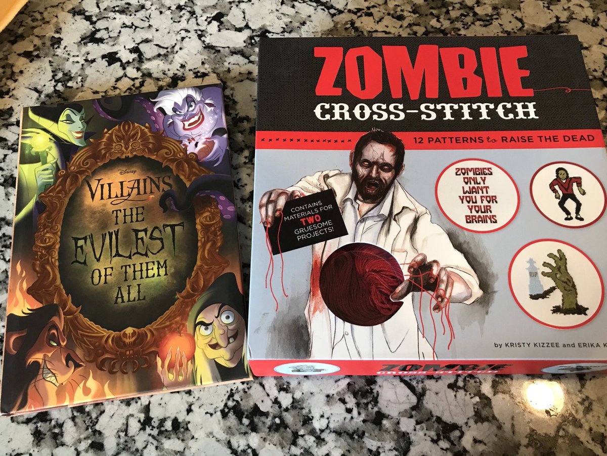 #ad Drop by the blog &amp; Enter to #WIN this Halloween inspired giveaway from #StudioFun &amp; <a href="/ThunderBayPress/">Thunder Bay Press</a>! nannytomommy.com/2018/09/hallow…

#books #sweepstake #contest #disneyside #disneykids #zombies