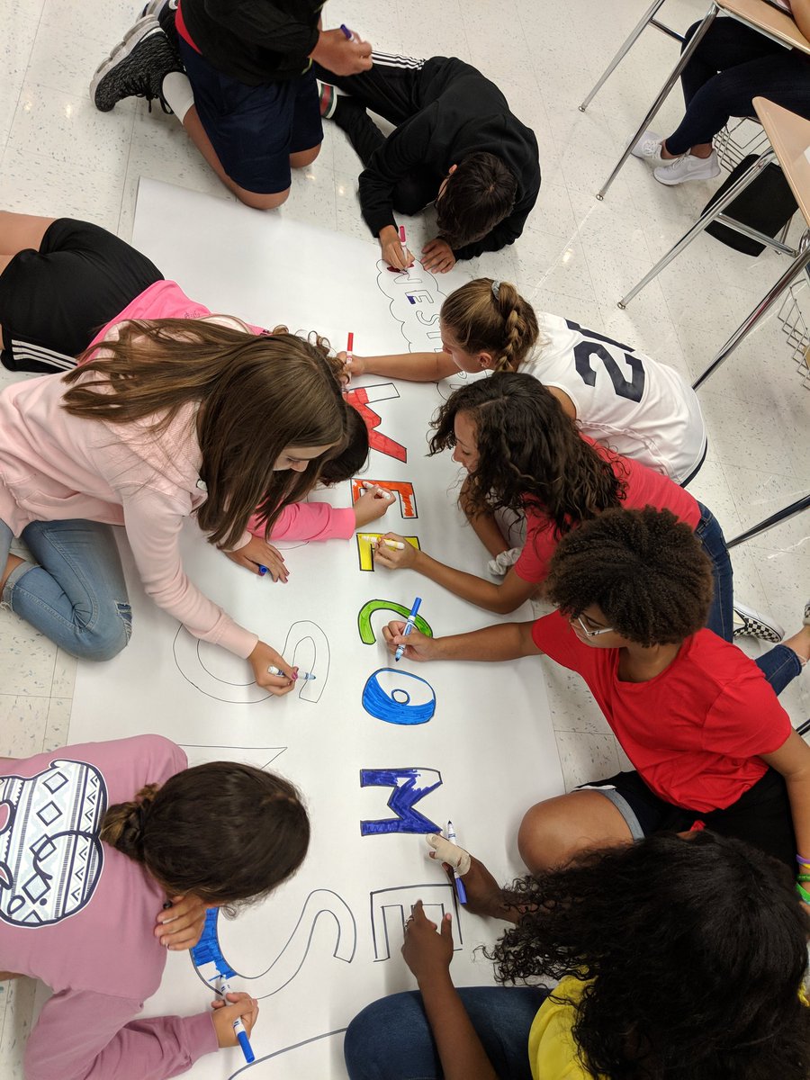Mrs_Nogueira's tweet photo. #STSD8 students working to welcome our friends from @WSE_Elementary today! #yoursalisbury https://t.co/zPwG6kQ2Sn
