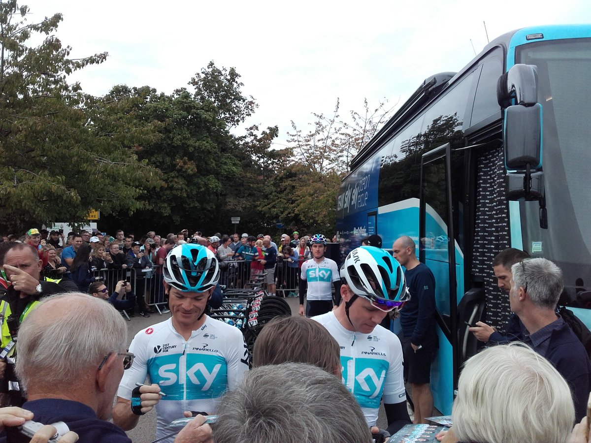 NBBCouncil's tweet photo. What a great day in #Nuneaton today! a BIG thank you goes out to all the dedicated volunteers who helped out and made the day a success! @wcavaorg @nuneatontriclub @FollowNHAC @EveryoneActive  #OVOToB #NuneatonTOB #spectatorstage https://t.co/r4WrGSs3wv