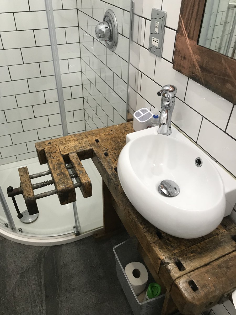 RonJichardson's tweet image. Fucking London.