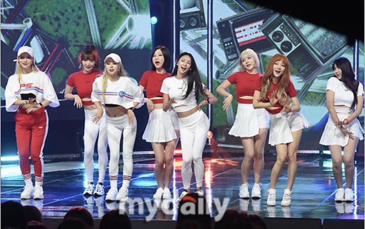 wegirls8's tweet photo. #위걸스 쇼챔피언 무대! 여러분 첫 온에어 무대가 #온에어 되었어요 너무 떨리고 긴장했지만 다음 무대에선 다욱더 열심히 하는 모습 보여드릴께요! 투표에 참여해 주셔서 감사합니다❤️ 다음 무대는 이번주 일요일 ✨SBS 인기가요 입니다 #wegirls #신인걸그룹 #뉴미디어걸룹 #라임소다 #이달의소녀 https://t.co/uguCV8bsc2