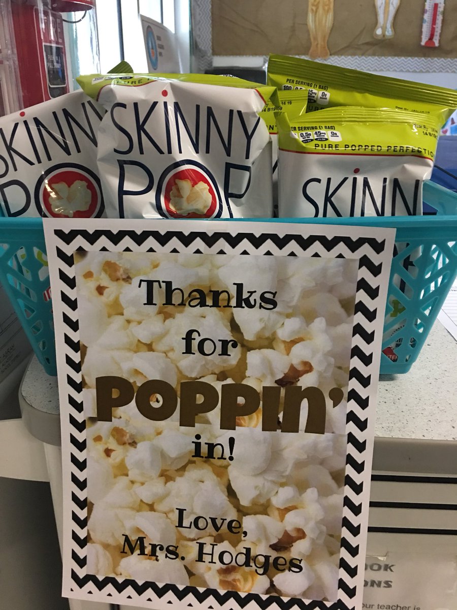allisonhodges77's tweet photo. My flipped back to school night was amazing! It was so nice to be available to chat with parents, who were all very excited about no homework, flexible seating, technology, &amp; #avid binders ❤️ #CarreonComets https://t.co/pQGdoLzNGI