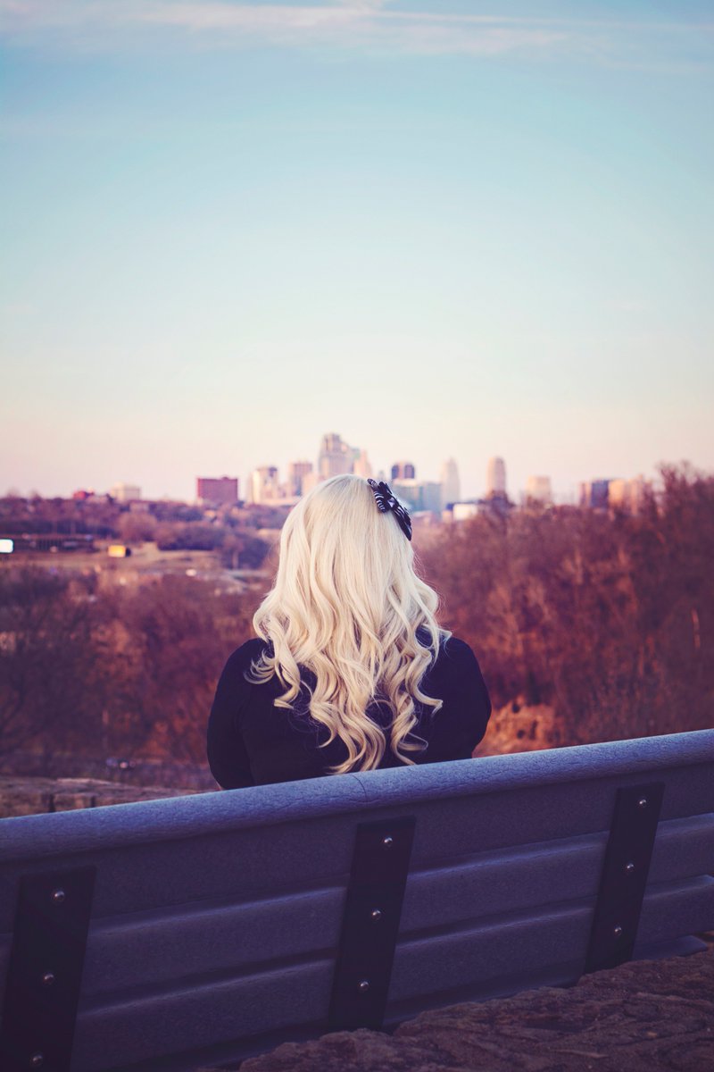 HuniNoirKC's tweet photo. “Never apologize for being a powerful fucking woman.” #kcmoms #kc #kcmo #kcphotographer #kcview #kansascity #pinupgirl #platinumblonde #humpday https://t.co/ts6kRAYvPD