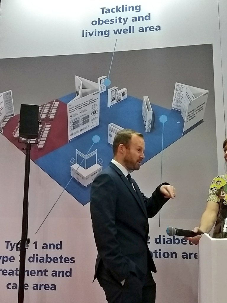 With @paul_lambert2 at #Expo18NHS - about to present about @oneyouleeds using #OneYou branding to support tackling obesity.