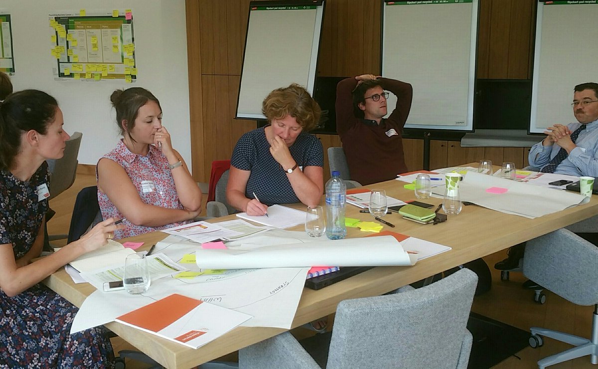 BetterMyBiz's tweet photo. What stories will investors want to hear about your @FlourishingBiz Model in 2030 when @U21UNSDG are realized?  Leaders from @VLAIO_be  @FlandersMake @InnoSteunpunt @CATALISTIvzw consider this vital question for #GroeneEconomie Policy project of @OmgevingVL https://t.co/GWGXXgErjt