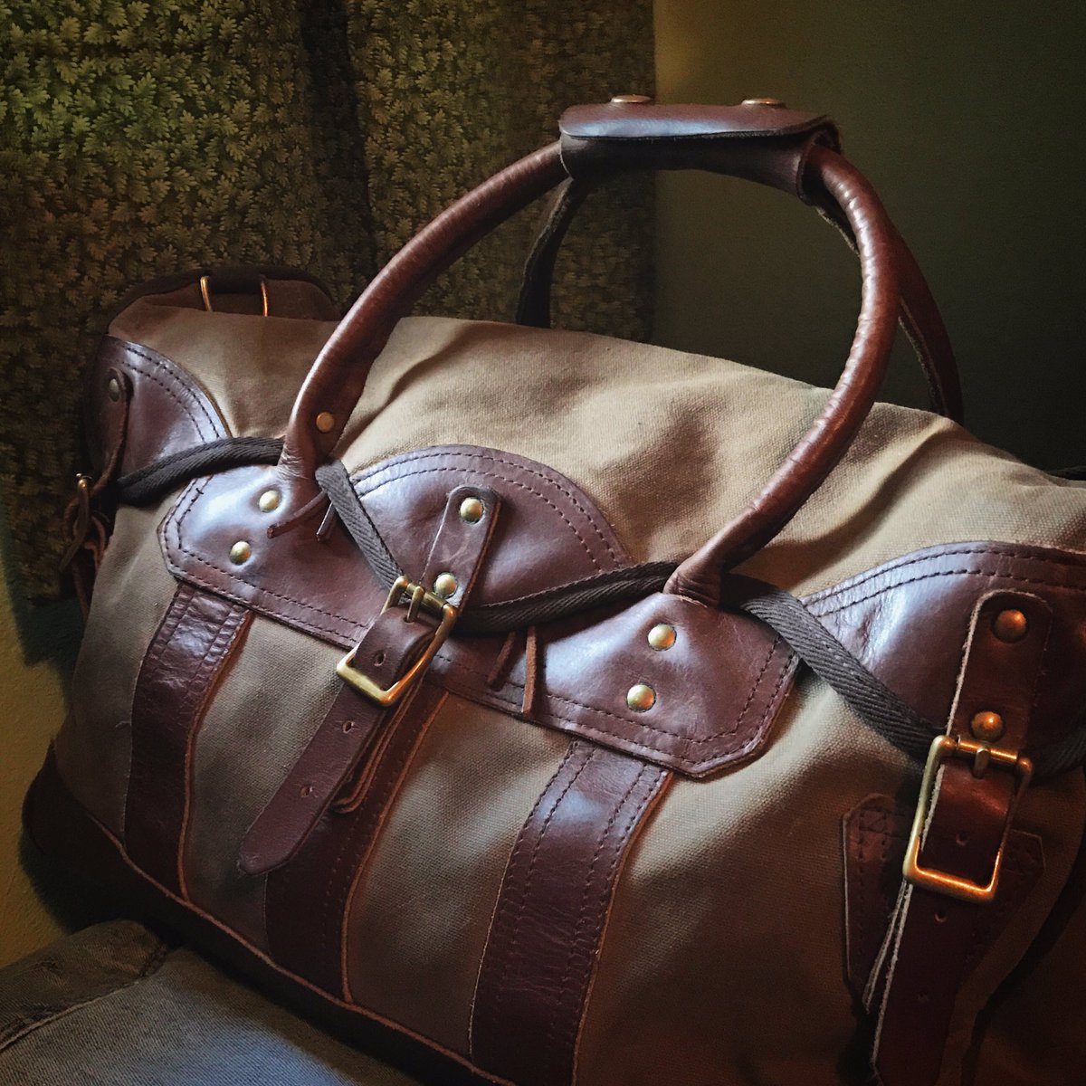 Overland Valise, ready for travel. frostriver.com/shop/luggage/l…