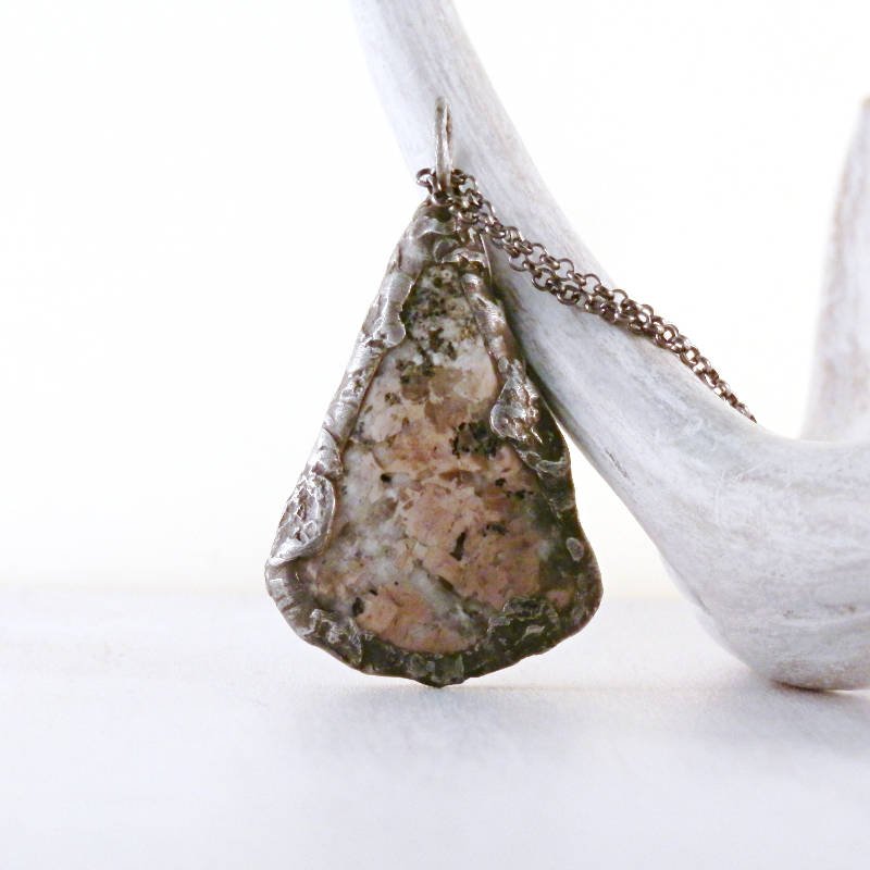 jolieglace's tweet photo. Rhodonite necklace, gemstone pendant, pink gray stone, boho necklace, gypsy jewelry, statement pendant, artisan necklace, gifts for her https://t.co/gU5AMta9z3 #gypsy #handmade #handmadejewelry #boho #terrarium #bohochic #jewelryonetsy #beach #UniqueStone https://t.co/vyTCdhZc1U