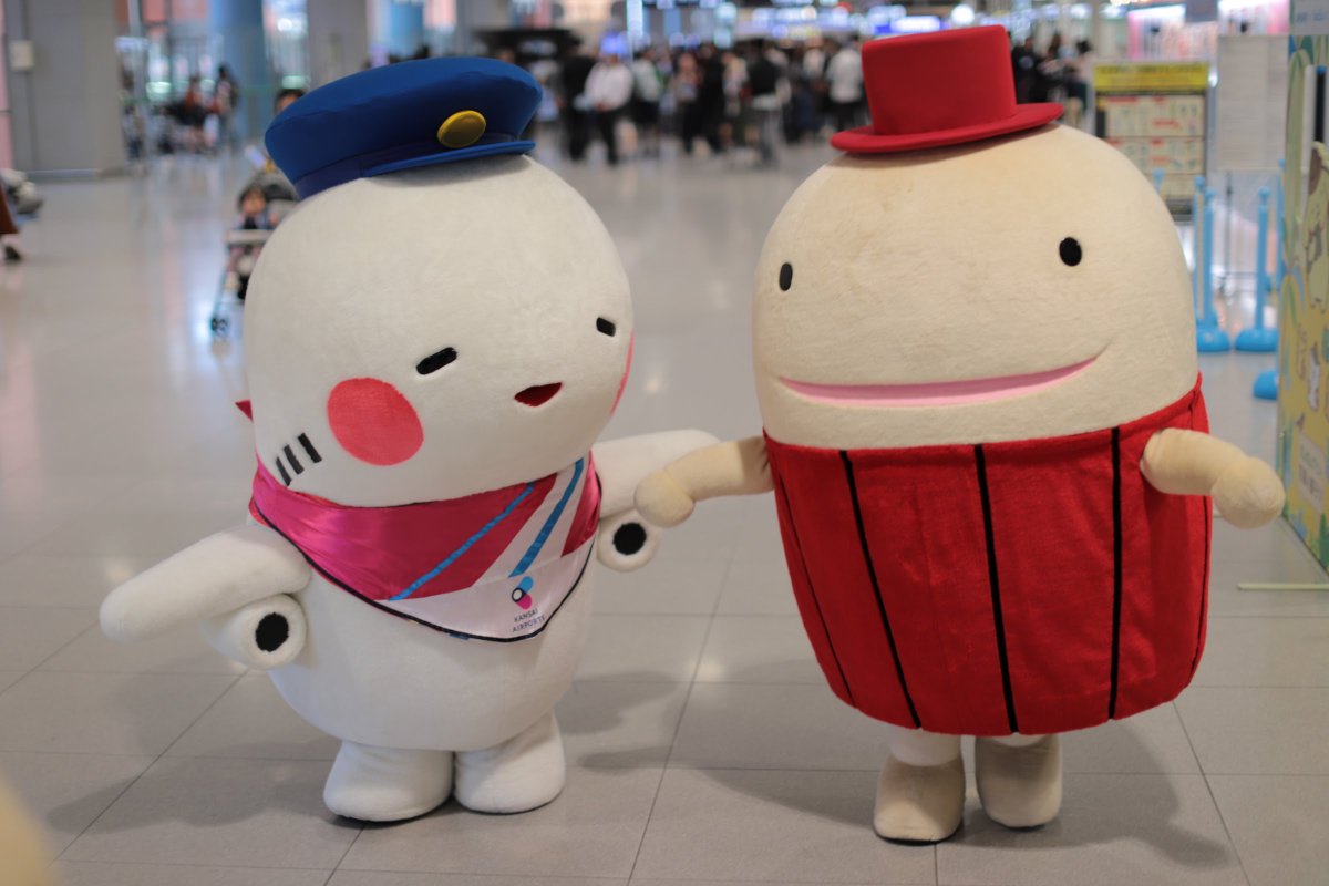 中部国際空港セントレア 改めまして この度の台風21号により被災された方々に心よりお見舞いを申し上げます 関西空港 では今もなお多くのスタッフの方々が昼夜問わず空港機能の復旧に当たっているとのことです セントレアのスタッフ一同も関西空港の一日も