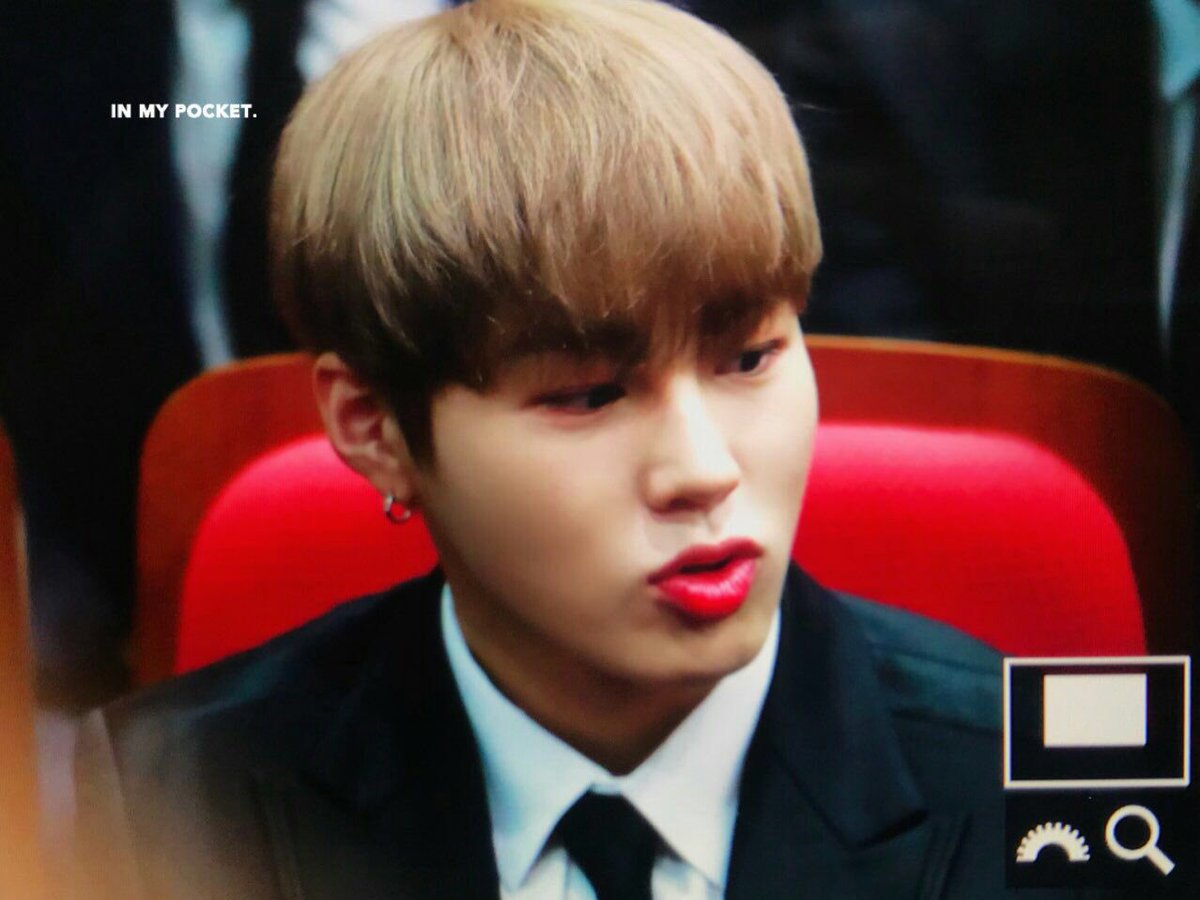 clouds_lips's tweet photo. The softest lips in the entire universe 👄💋 https://t.co/5XWVry4Ncc