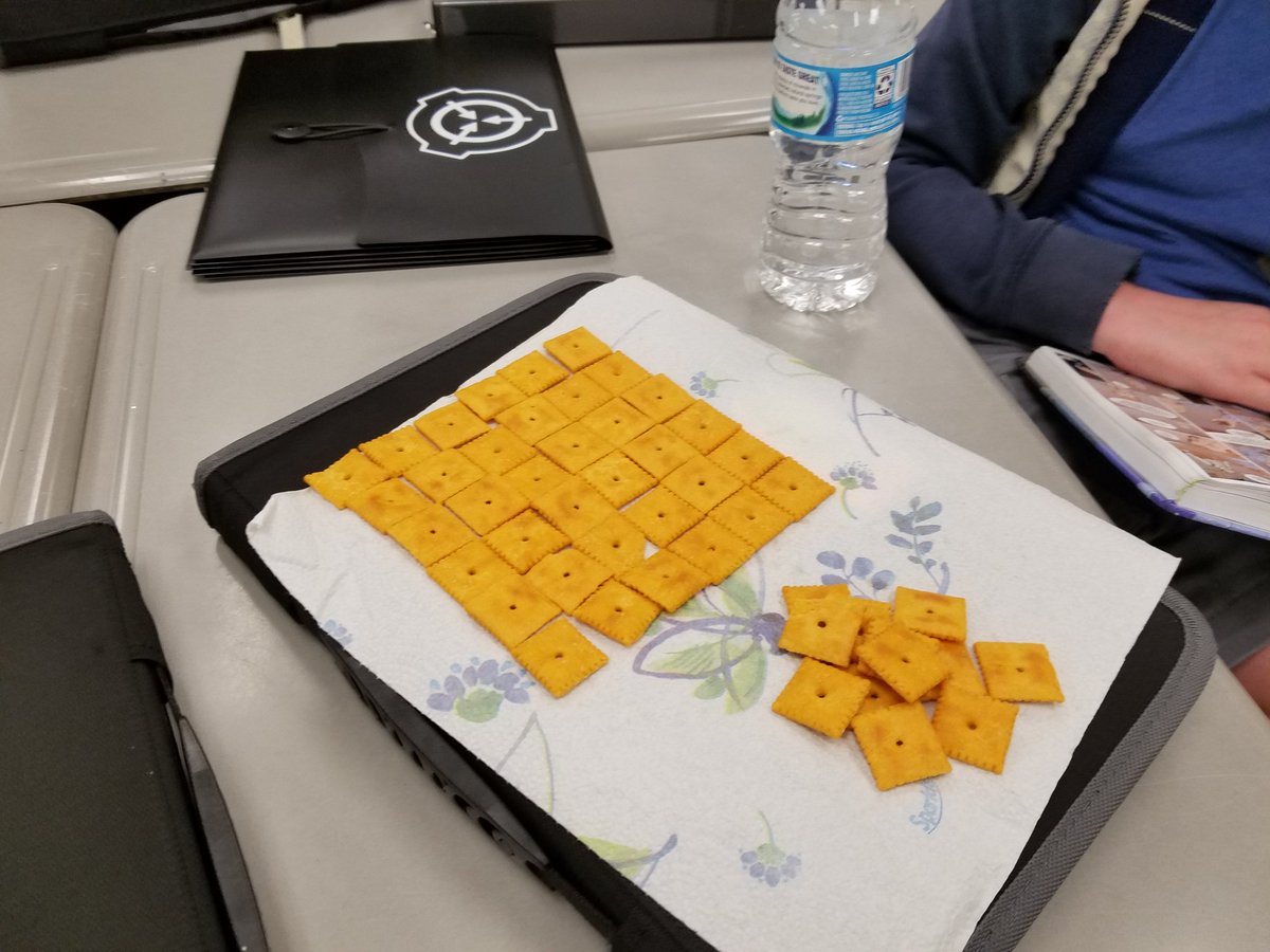 MrsCTeachesMath's tweet image. Exploring square numbers and roots with Cheese Nips.  Can you make a square out of 8 crackers? 4? 27?#iteachmath #mtbos #WSMSwolves