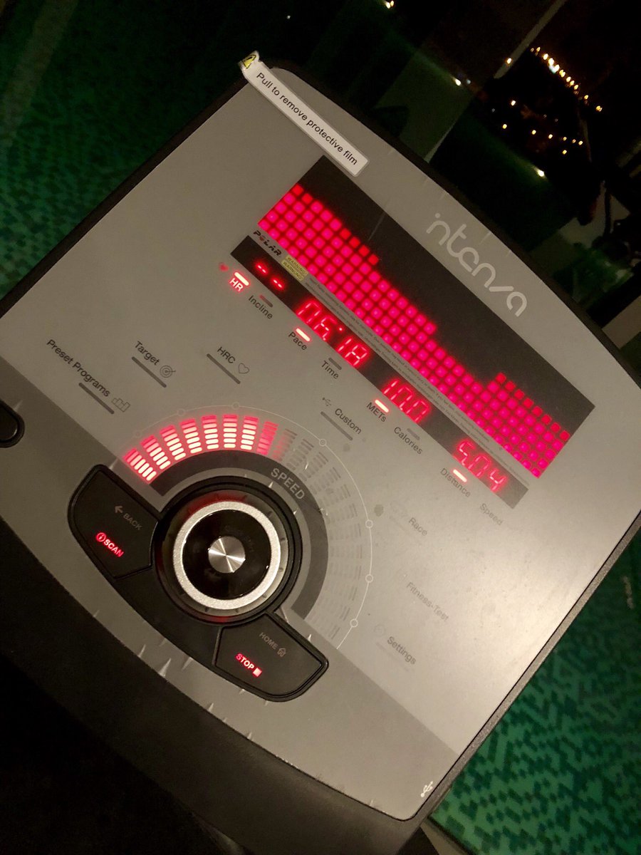 _HazelleTan's tweet photo. 5km in 30mins, I think I can run faster with piano songs. 🤣 https://t.co/EcEexgtQKr