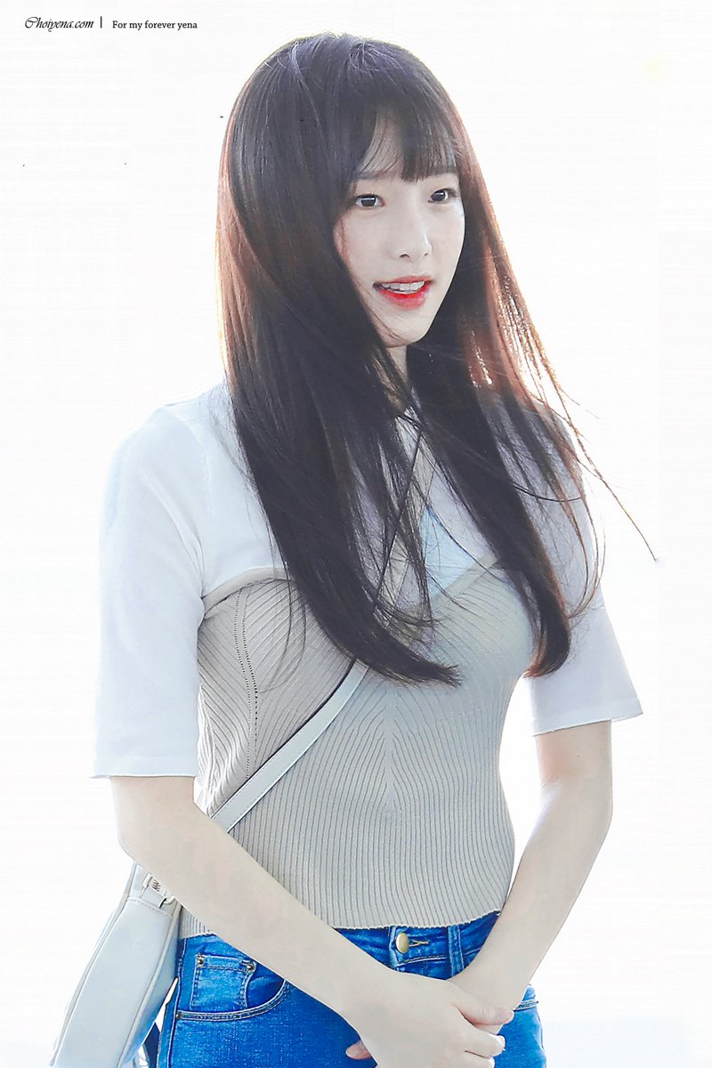 19990929com's tweet photo. 180904 ICN 출국
#최예나 #choiyena #아이즈원 #IZONE #チェイェナ @yhent_korea

📸https://t.co/8bVRPrYO6v https://t.co/OJeID0kHZe