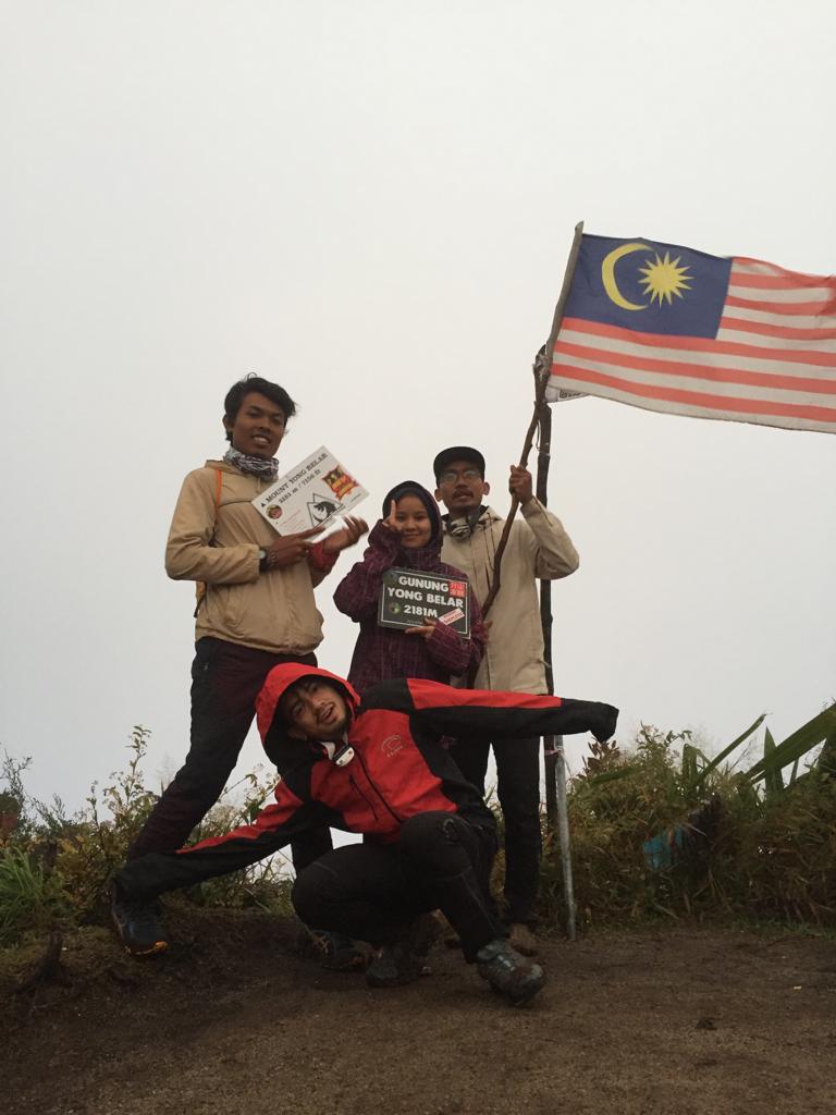 kalakatuu's tweet photo. Trip ybXpelaur βΊ πΏ #gunungyongbelar #airterjunpelaur #teamcepatpancit #pmgm #merdeka2018 https://t.co/UcnEOJQqQg